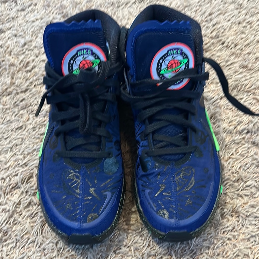 Nike Blue and Green Athletic High-Top Sneakers